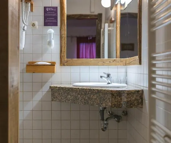 ゲストハウス Novak 3*