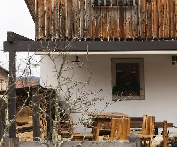 ゲストハウス Novak